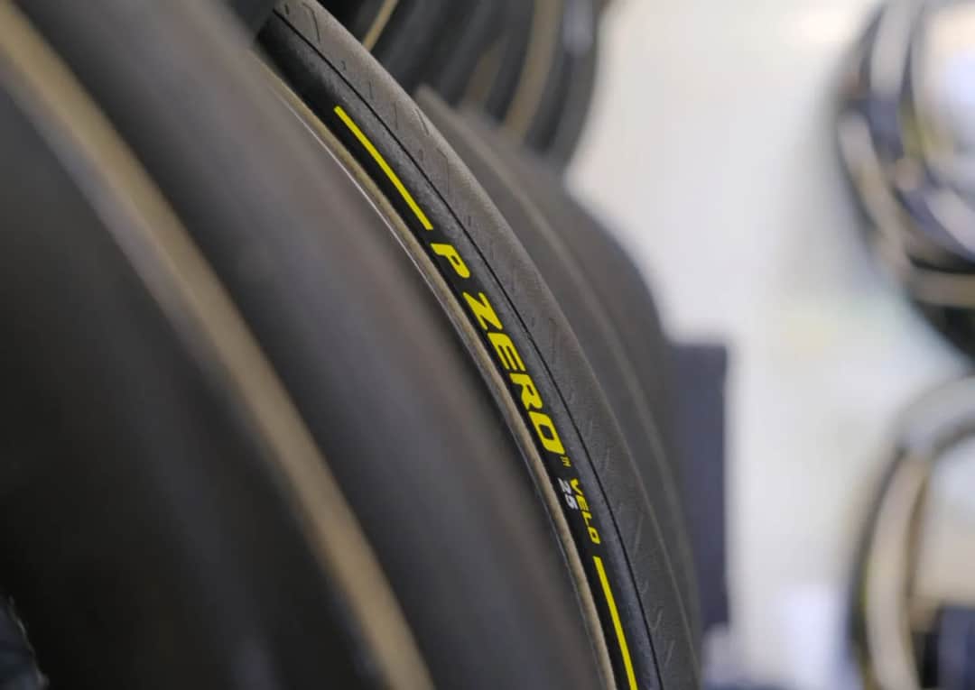 Jakie ciśnienie w oponie rowerowej? Uniknij problemów z bezpieczeństwem